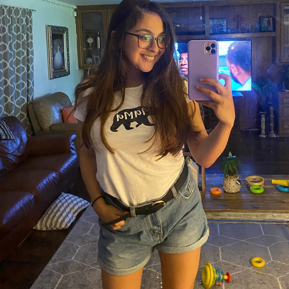 Meet your Posher, Haylee